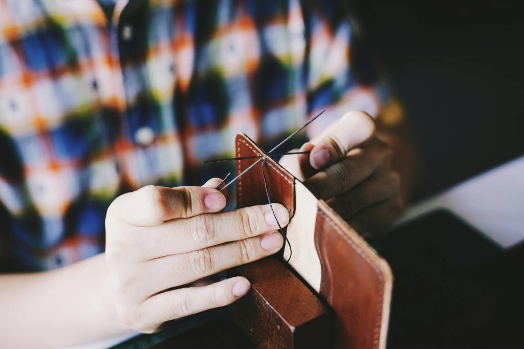 Créer une micro-entreprise artisanale : les règles à respecter